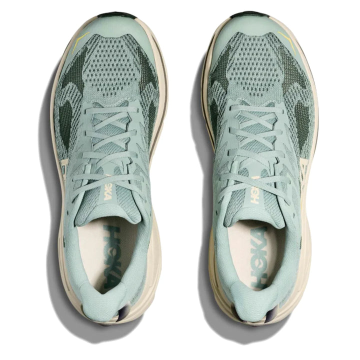 Hoka Men’s Challenger 8