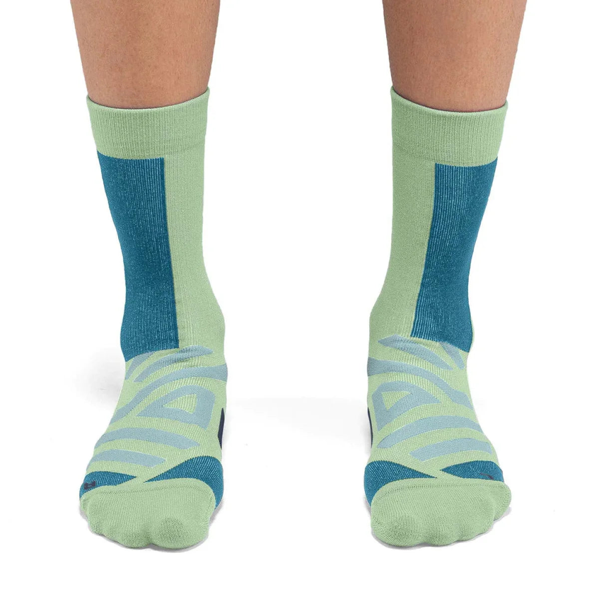 Women's On Performance Mid Socks