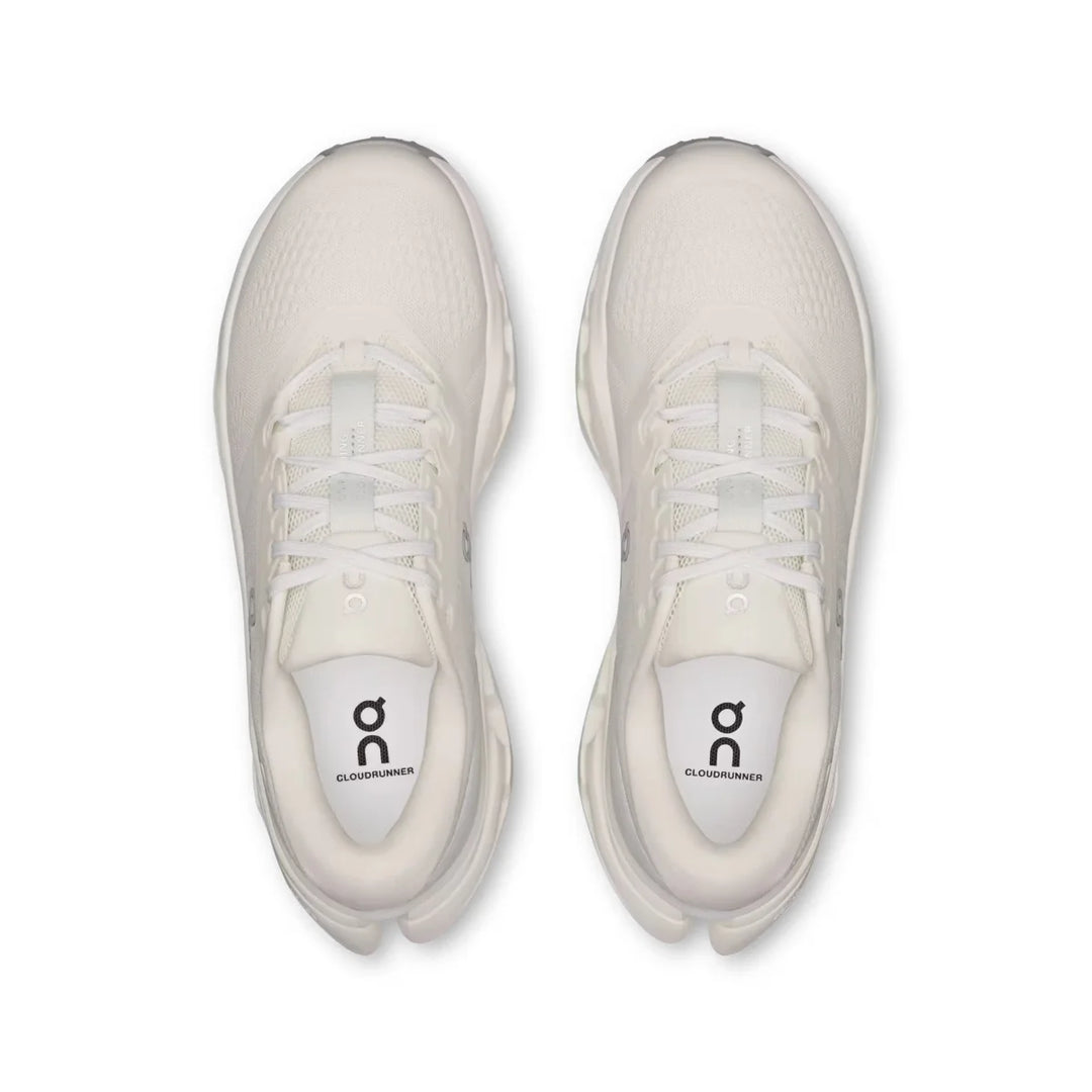 Women's On Cloudrunner 3