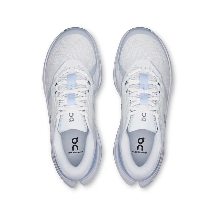 Women's On Cloudrunner 3