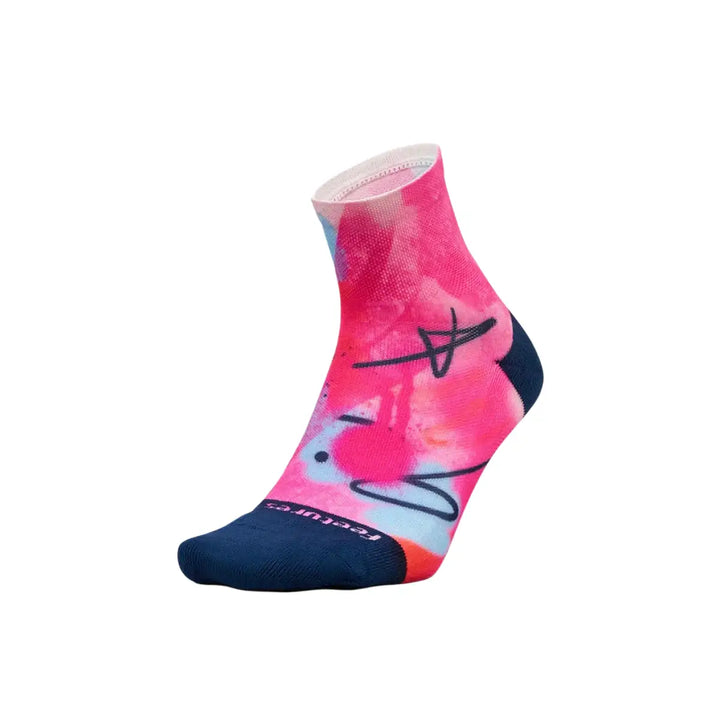 Unisex Feetures Elite Light Cushion Quarter International Women's Day Socks