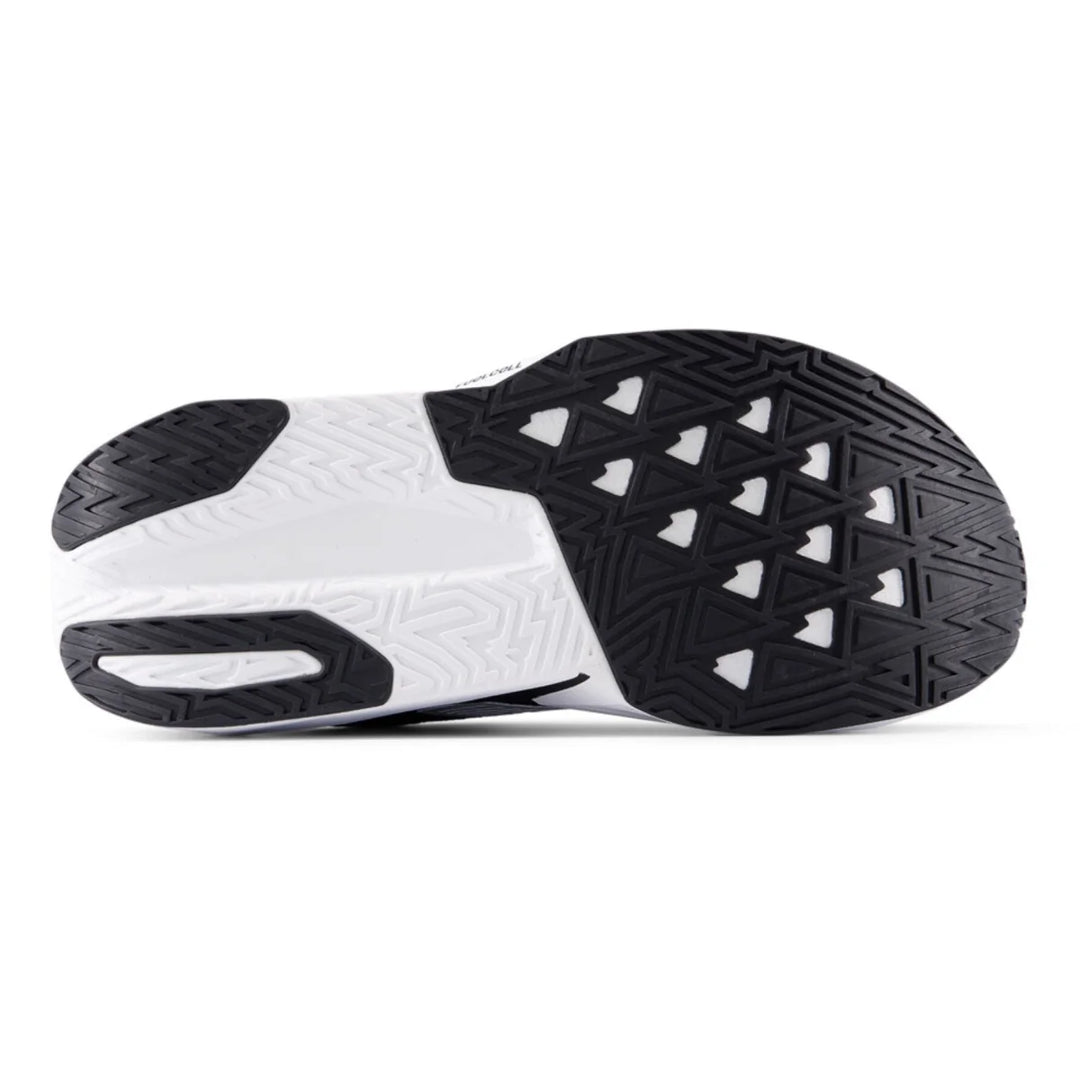Women's New Balance FuelCell Rebel v5