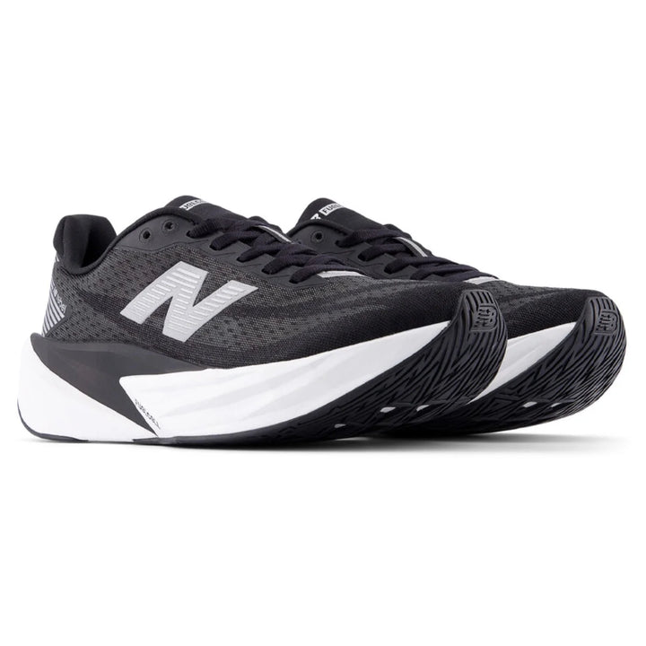 Women's New Balance FuelCell Rebel v5