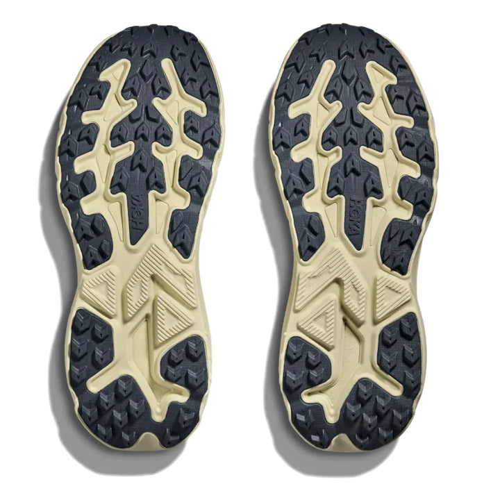 Hoka Men’s Challenger 8