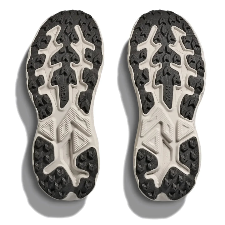 Hoka Women’s Challenger 8